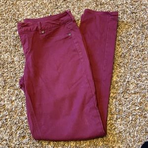 Maurices maroon jeggings